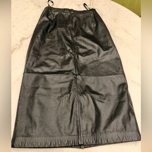 Avanti Black Leather Pencil Skirt